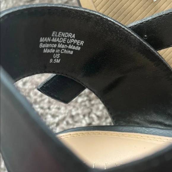 Kelly & Katie Black Strap Sandals - Picture 6 of 7